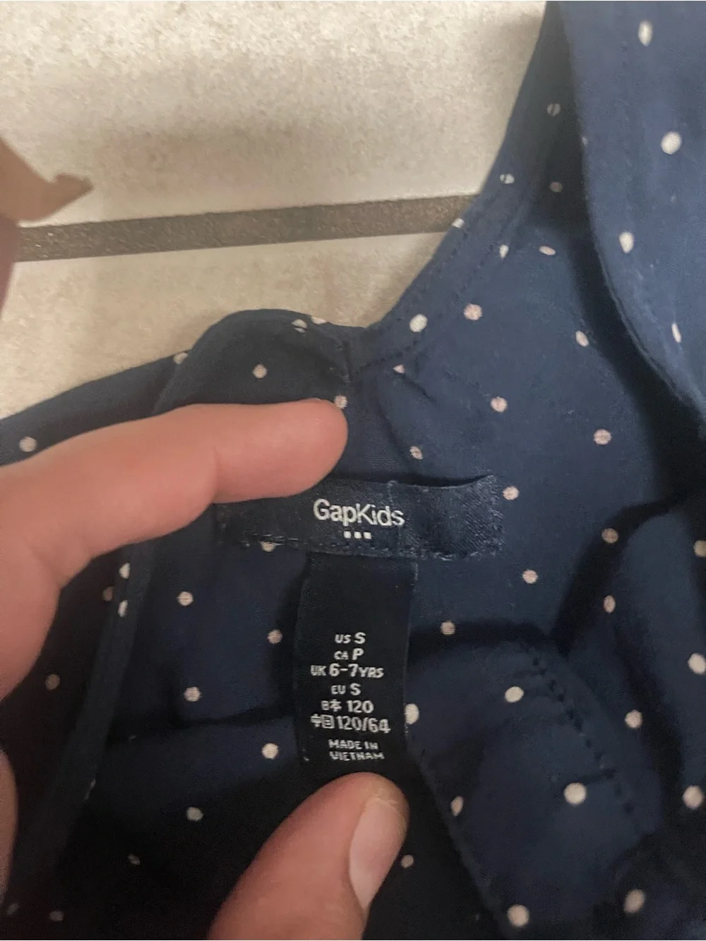 GAP sleeveless navy